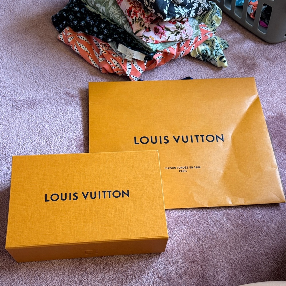 Louis Vuitton Signature Orange Packaging Set